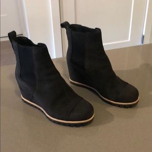 BRAND NEW Ugg Pax Waterproof Wedge